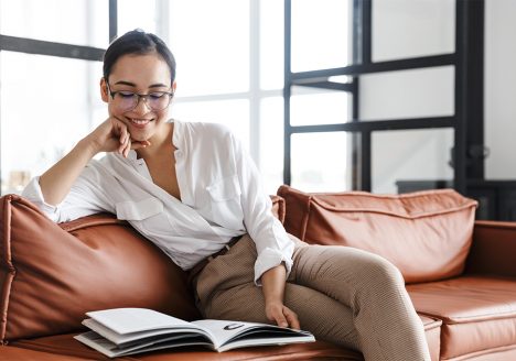 Catálogos Impresos: El “back to basics” que regresa la conexión y cercanía a tus estrategias de Marketing y Publicidad. shutterstock 1766640185 blog 3