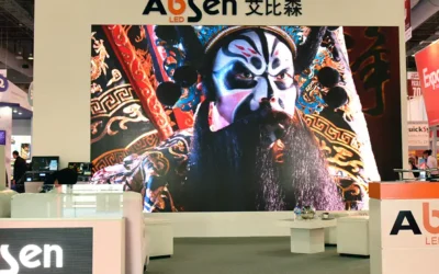 Publicidad digital en pantalla LED durante ExpoPublicitas, parte del crecimiento del OOH y DOOH en México.