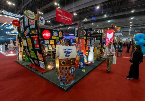 Stand del Pabellón de Retail Marketing durante ExpoPublicitas 2026, con displays, soluciones visuales y tecnologías aplicadas al punto de venta